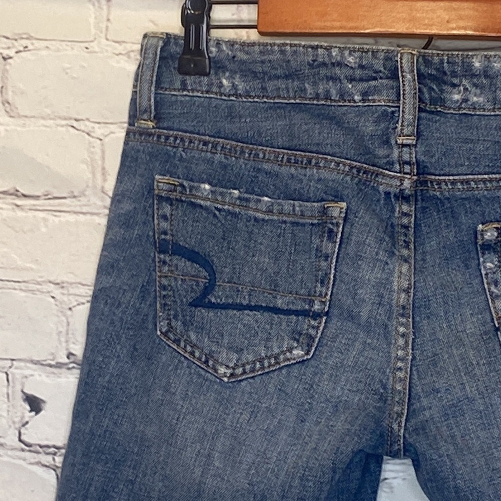 American Eagle Outfitters Cut-Off Distressed Blue Jean Shorts Size 0 - Picture 10 of 13